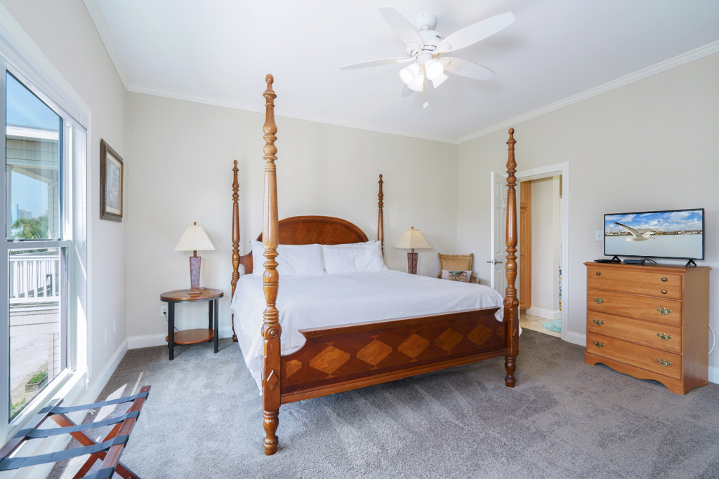 2814 Coastal Highway, Vilano Beach w/ Pool Coastal Wave Properties