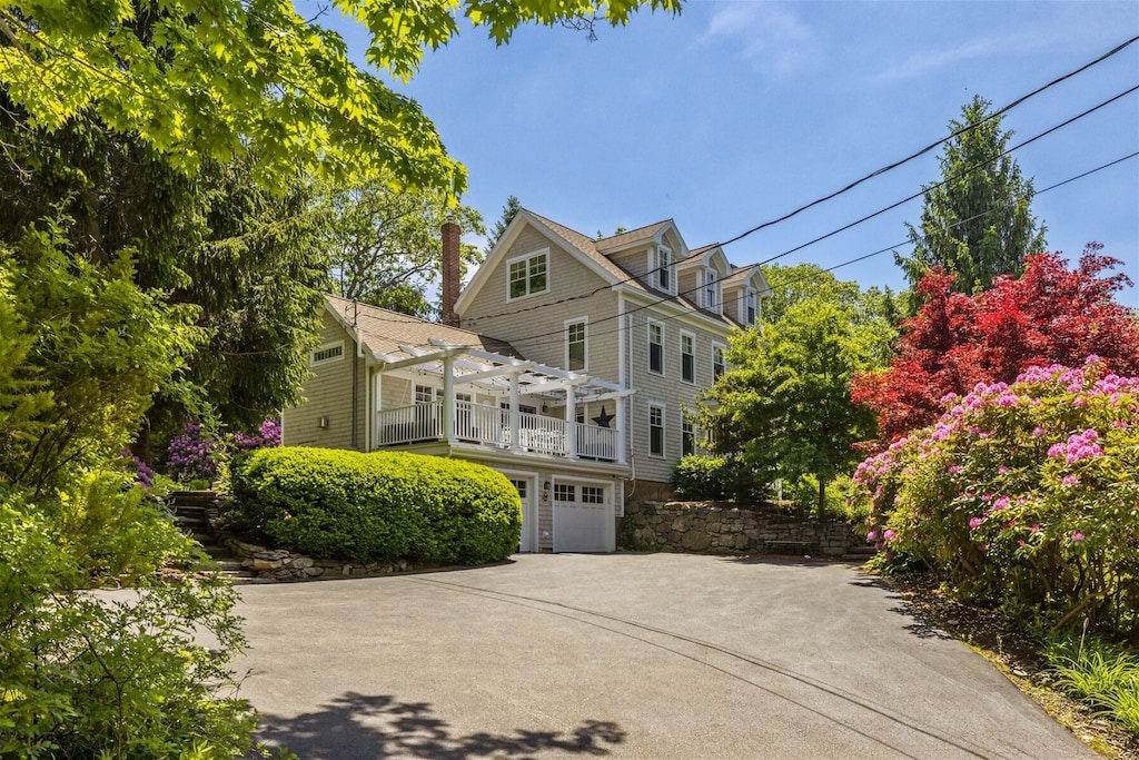 Luxurious Home By The Beach coastal home in the heart of Kpt