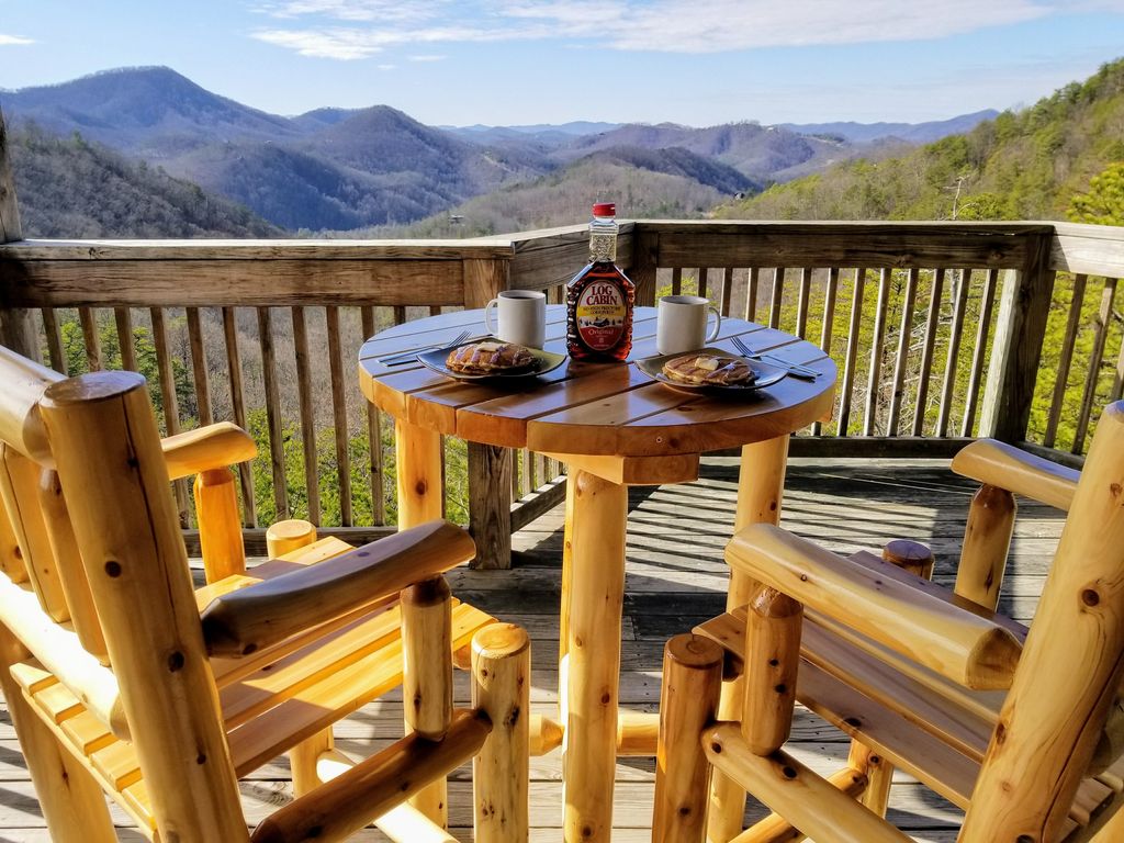 Pearly Gates Cabin for 2, Best View of the Smokies! Smokies Time