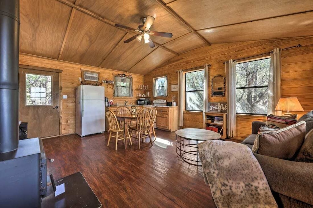 La Luna Cabin Darlings Hill Cabins