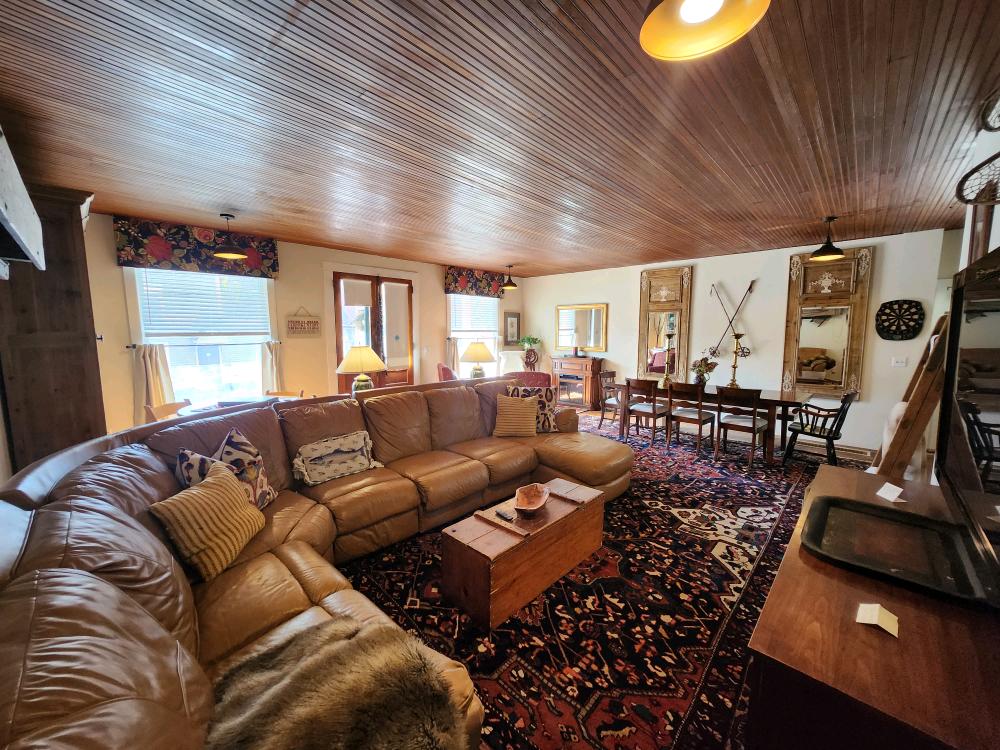 Snowed Inn of Bridgewater by Killington&Woodstock Southern Vermont Stays