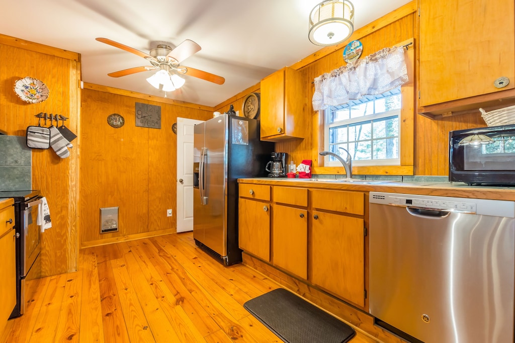 Black Bear Creek Cabin Blue Creek Cabins