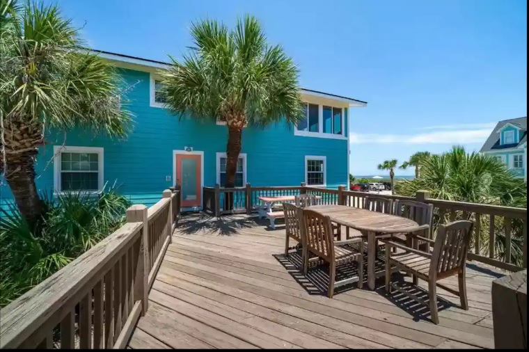 "Villa by the Sea " Edisto Beach Vacation Rentals, LLC