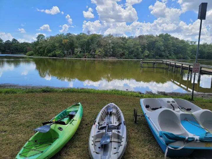 Hook, Wine and Sinker Schiller Cabins