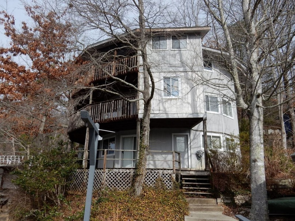 Around The Lake Carolina Properties