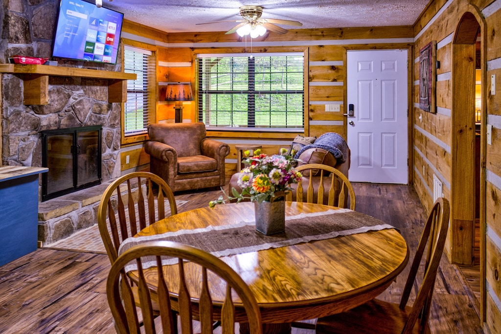 Dove 257 Smoky Mountains Vacation Cabins