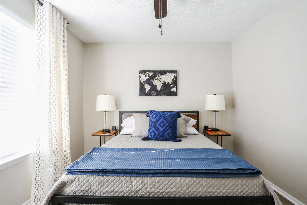 Industrial Chic South Lubbock 3/2 Short Term Rentals Homes in Lubbock