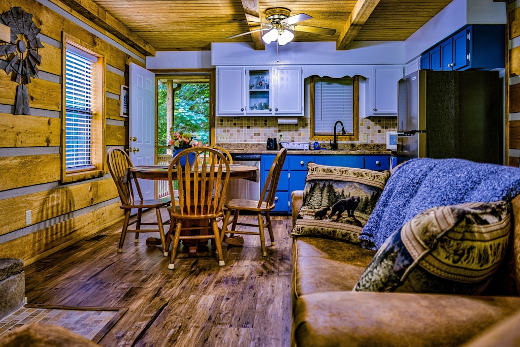 Brook 255 Smoky Mountains Vacation Cabins