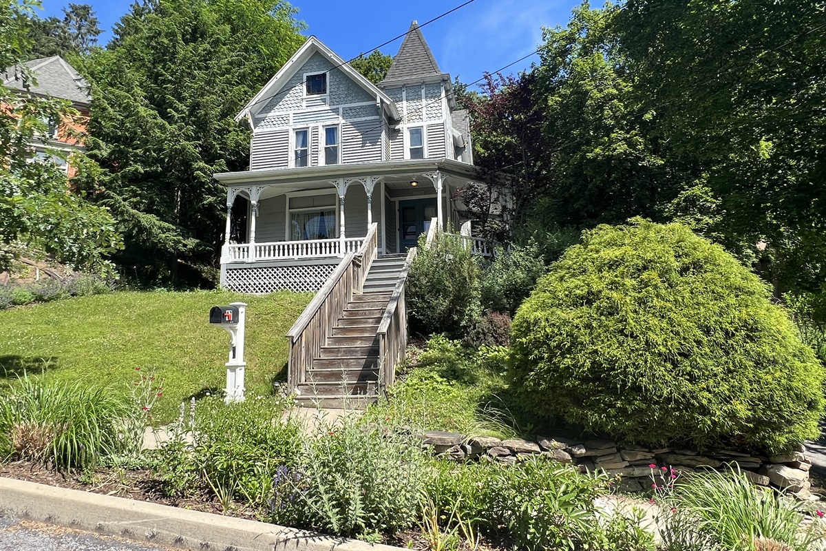 17 Cedar Cooperstown Stay