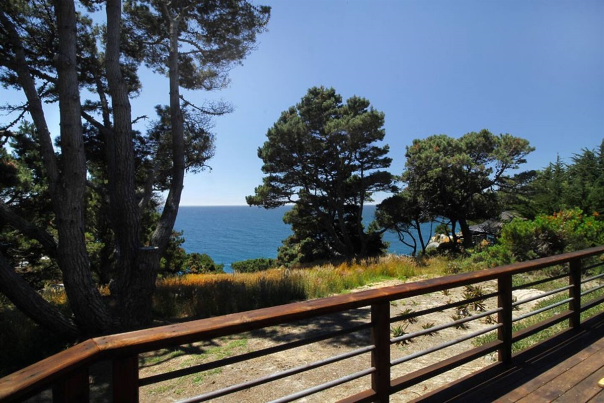 Ocean Bluff Serenity Jenner Vacation Rentals, Inc.