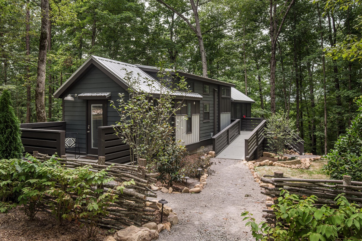 Time Well Wasted at The Retreat at Water's Edge Retreat Vacations