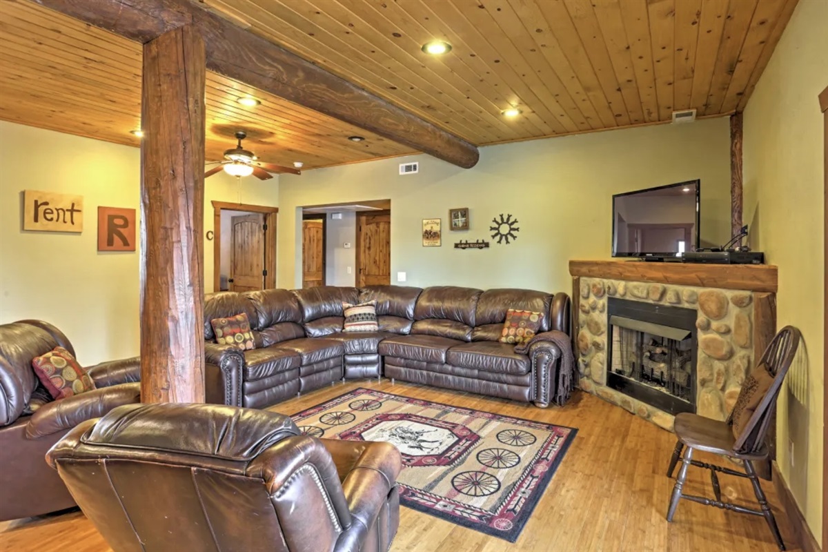 Kings River Lodge South Rent R House LLC