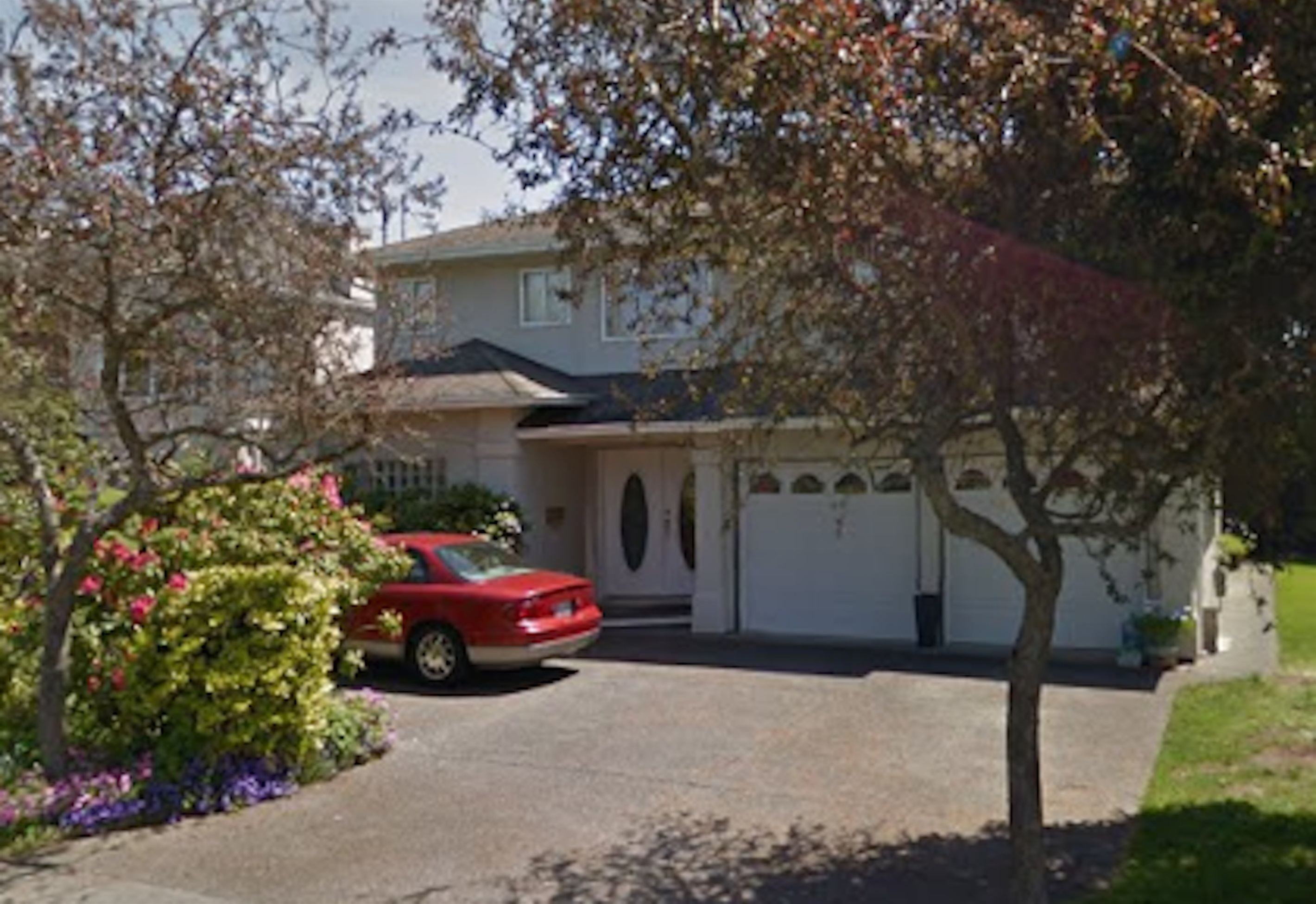 106 Gordon Head Rd 2 Bed Garden Suite Be My Guest in BC Shortterm, Longterm