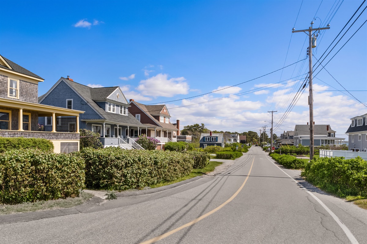 Drakes Island! Large Home With Stunning Ocean Views Coastline