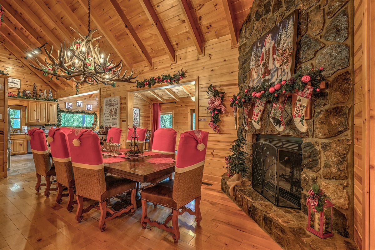 Holly Jolly Christmas Cabin Higher Quality Vacation Rentals