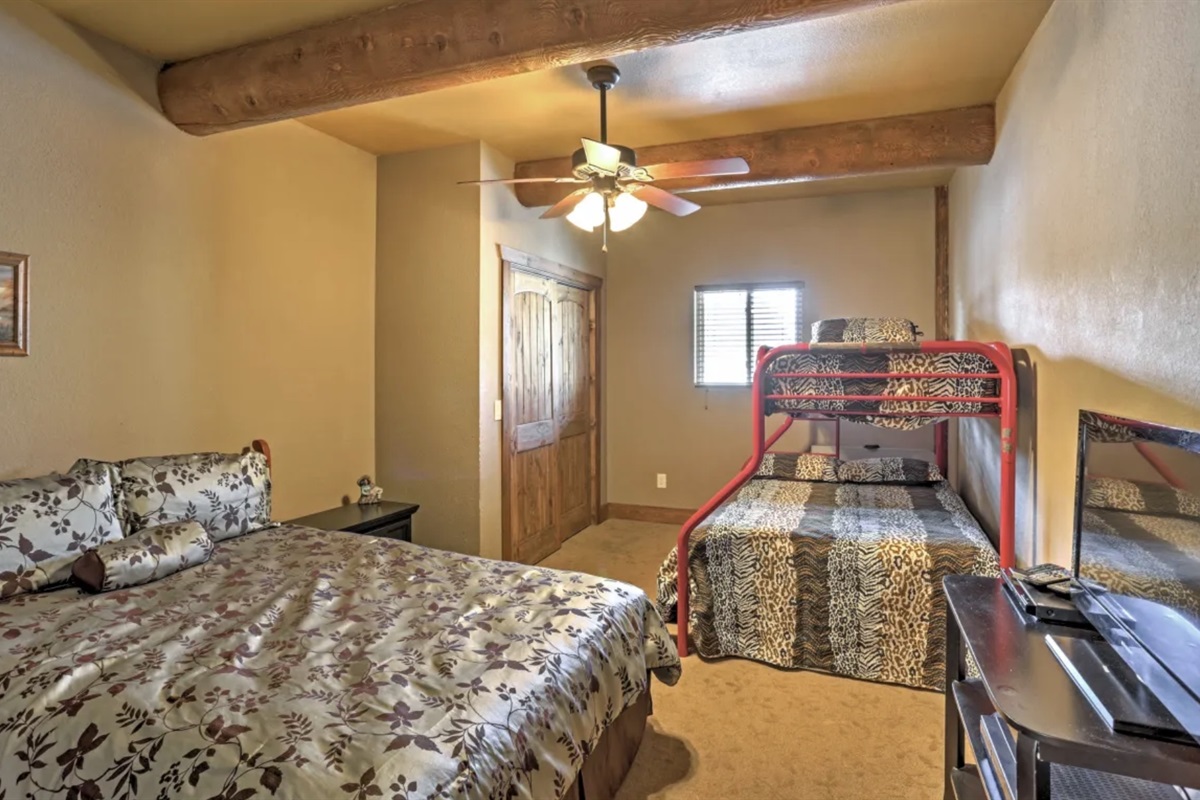 Kings River Lodge North Rent R House LLC