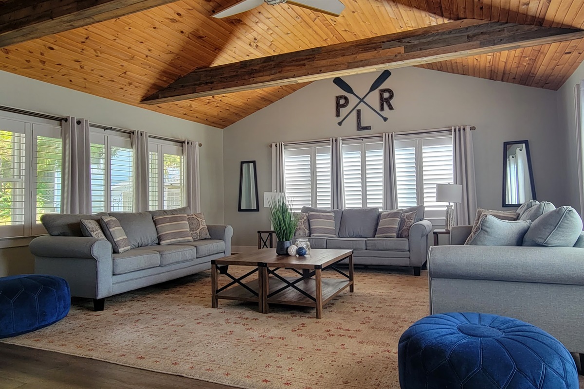 1 Hampton Lake House at Petite Lake Resort Petite Lake Resort