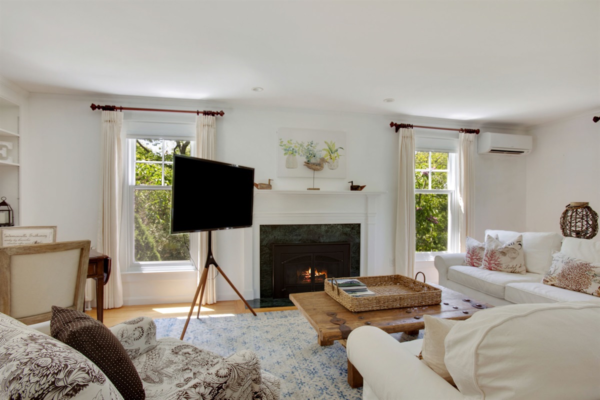 Luxurious Home By The Beach coastal home in the heart of Kpt