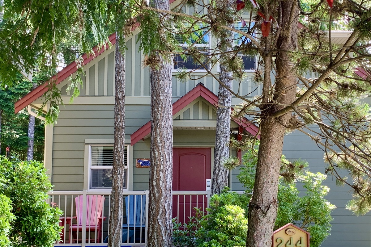 Cisco's Cottage Seastar Vacation Rentals