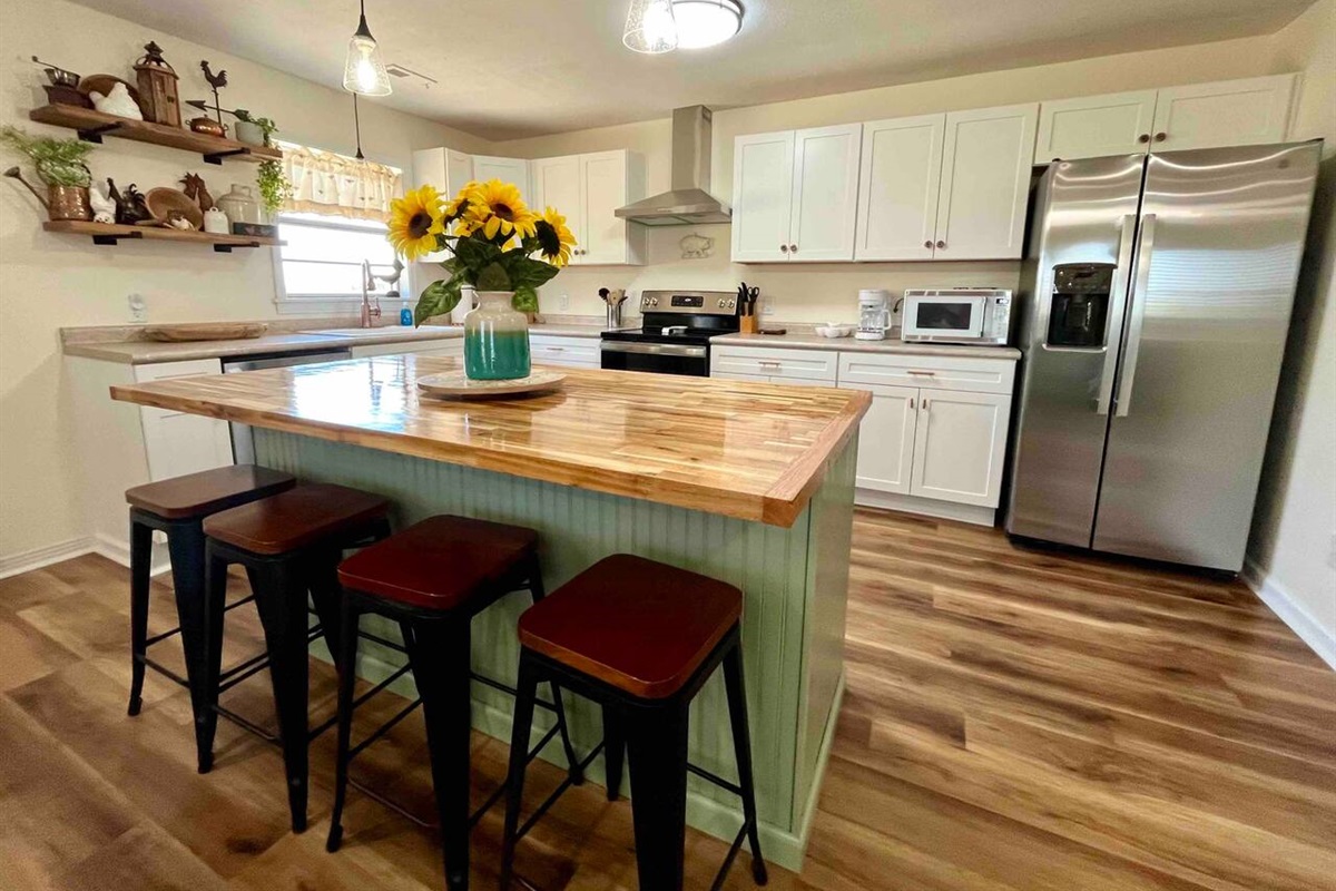 Morning Glory Cottage Piggott, AR Wildflower Vacation Rentals