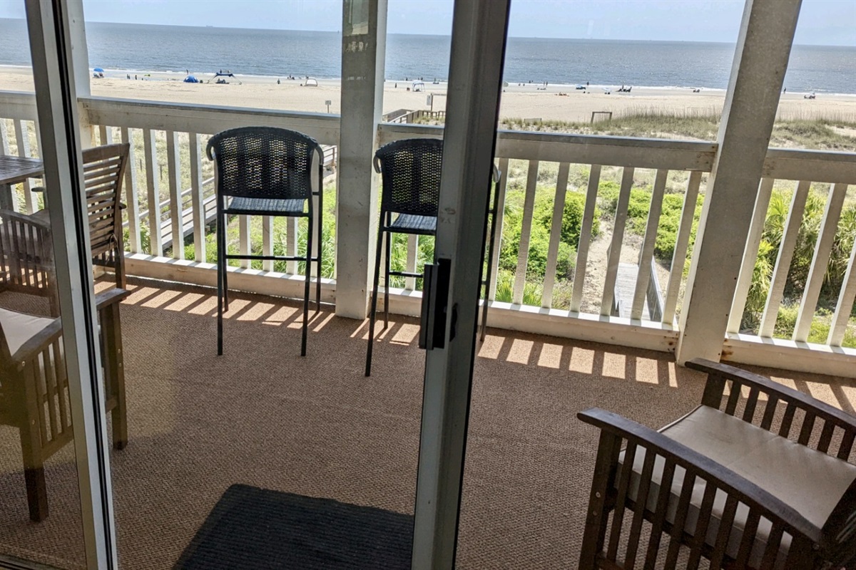 Sandcastle on Center Street, Tybee Island, GA OCEANFRONT CONDO Island