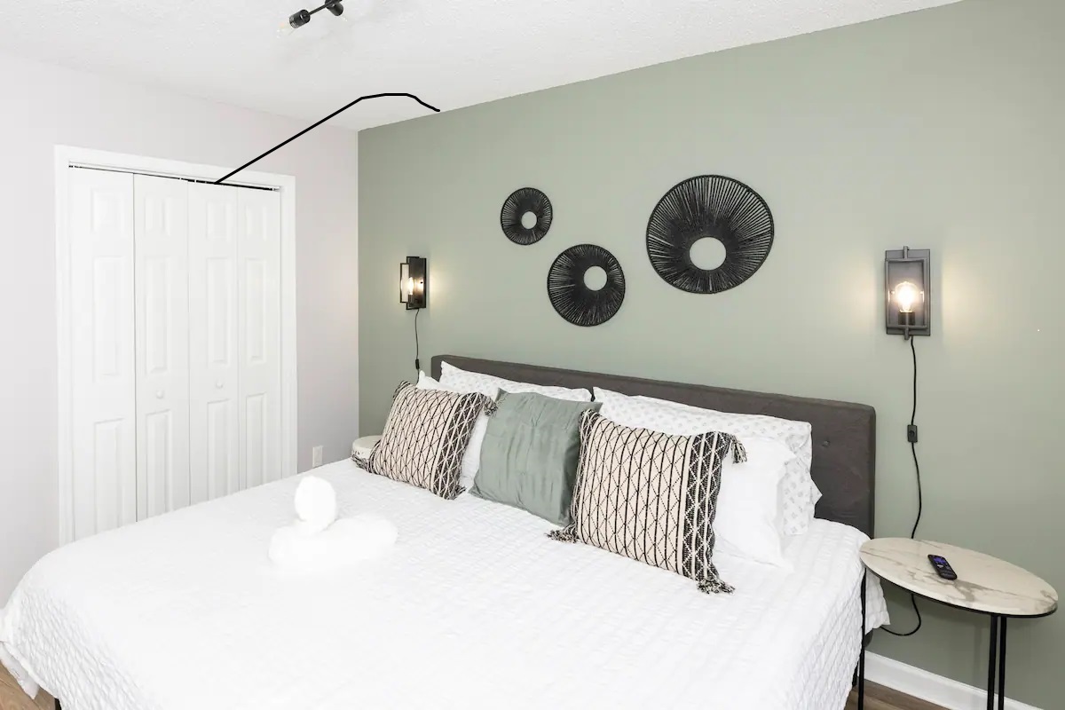 Queens Creek Home Base Close to Camp Lejeune & Beach Top Shelf Stays