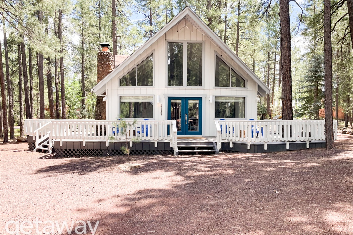 The Chalet '74 Sleeps 14 in Getaway Properties AZ