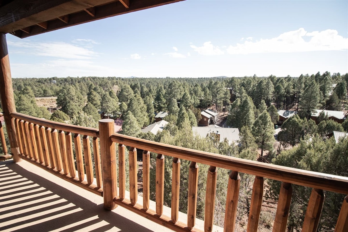 Treetop Terrace in Bison Ridge Getaway Properties AZ