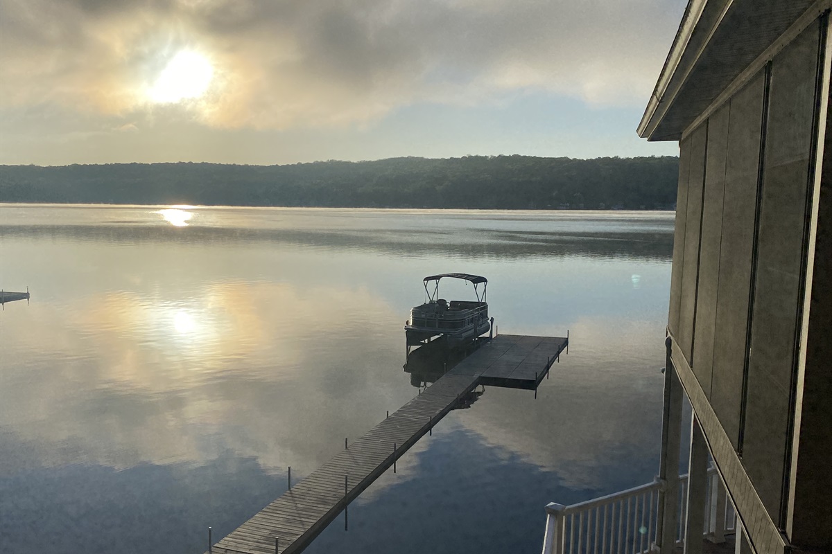 Waterfront.Conesus.Lakehouse.Geneseo.Hiking.Wine.Kayaks Luxury Family