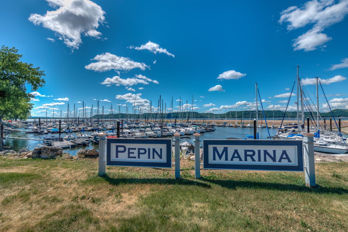 Breeze Condo at Lumberyard Lofts Vacation with Raspberry Rentals