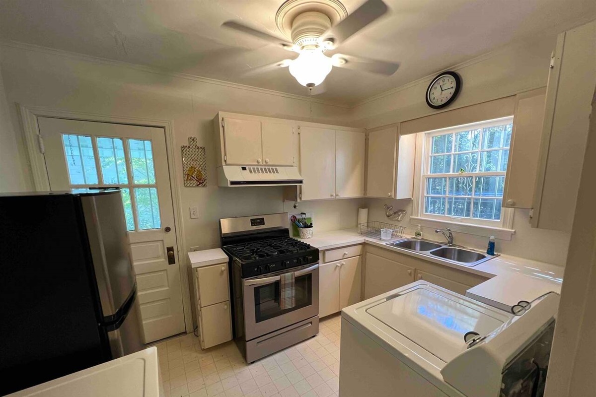 The Mockingbird House in North Fondren Art Minton Realty, LLC