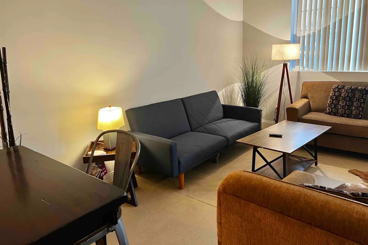 2 bedroom Lansing Apartment Vacation Rentals Iowa