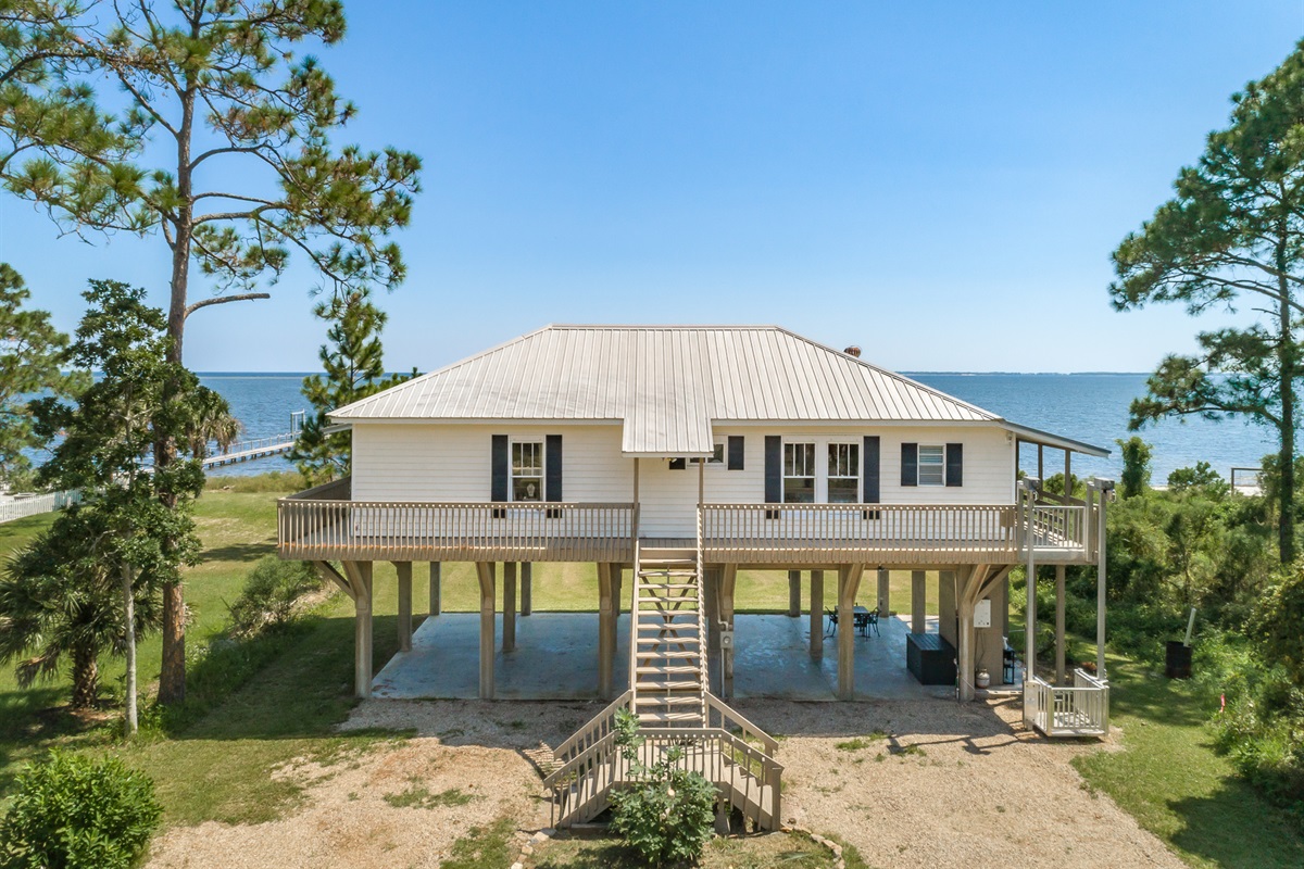 Driftwood Cottage Sandy Beach Properties, LLC