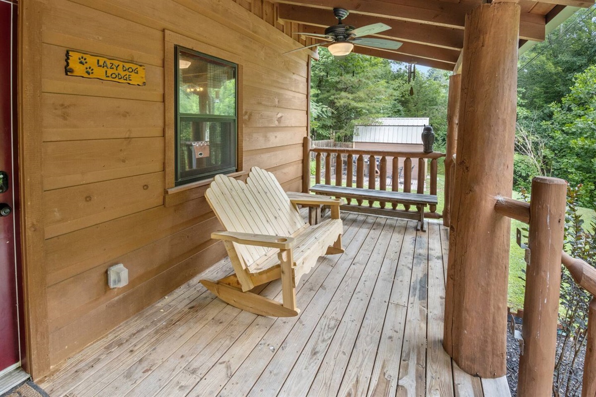 Lazy Dog Lodge GW Barnard Properties LLC