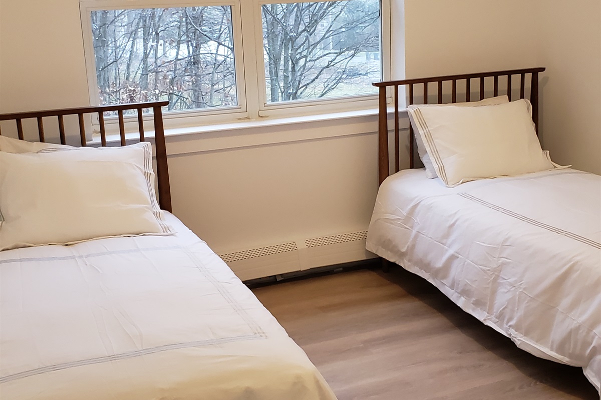 NYOCS0002 New Luxury Colonial 6 (10) Bedroom Highland Mills NY FIVE