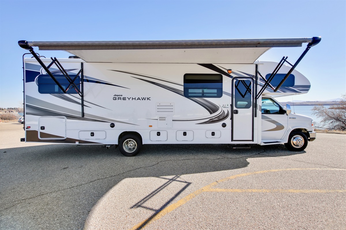 2020 Jayco Greyhawk 31FS (BUNK BEDS) ZM GO > EXPLORE