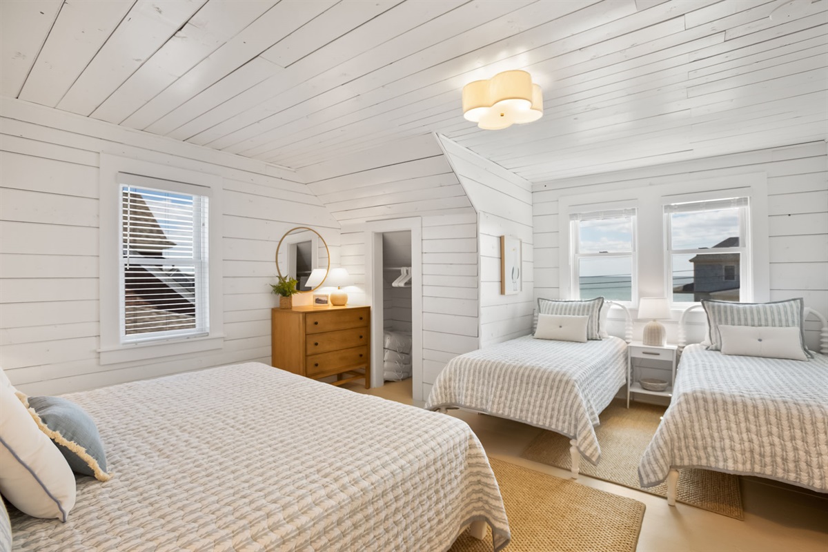 Drakes Island! Large Home With Stunning Ocean Views Coastline Vacation Rentals