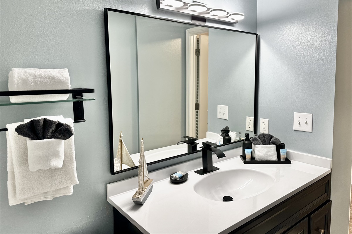 Shore Enuff 606 Shores of Panama Shoreline Rentals & Management