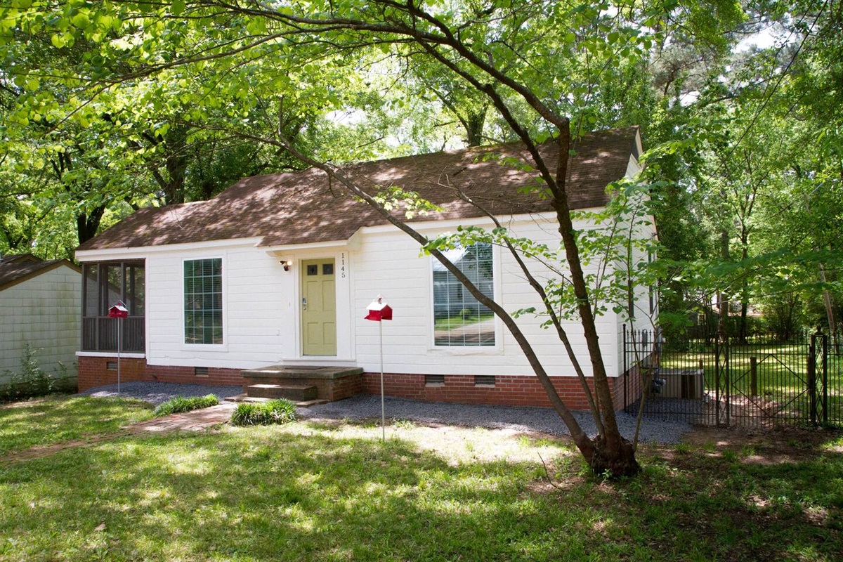 The Cardinal House Art Minton Realty, LLC