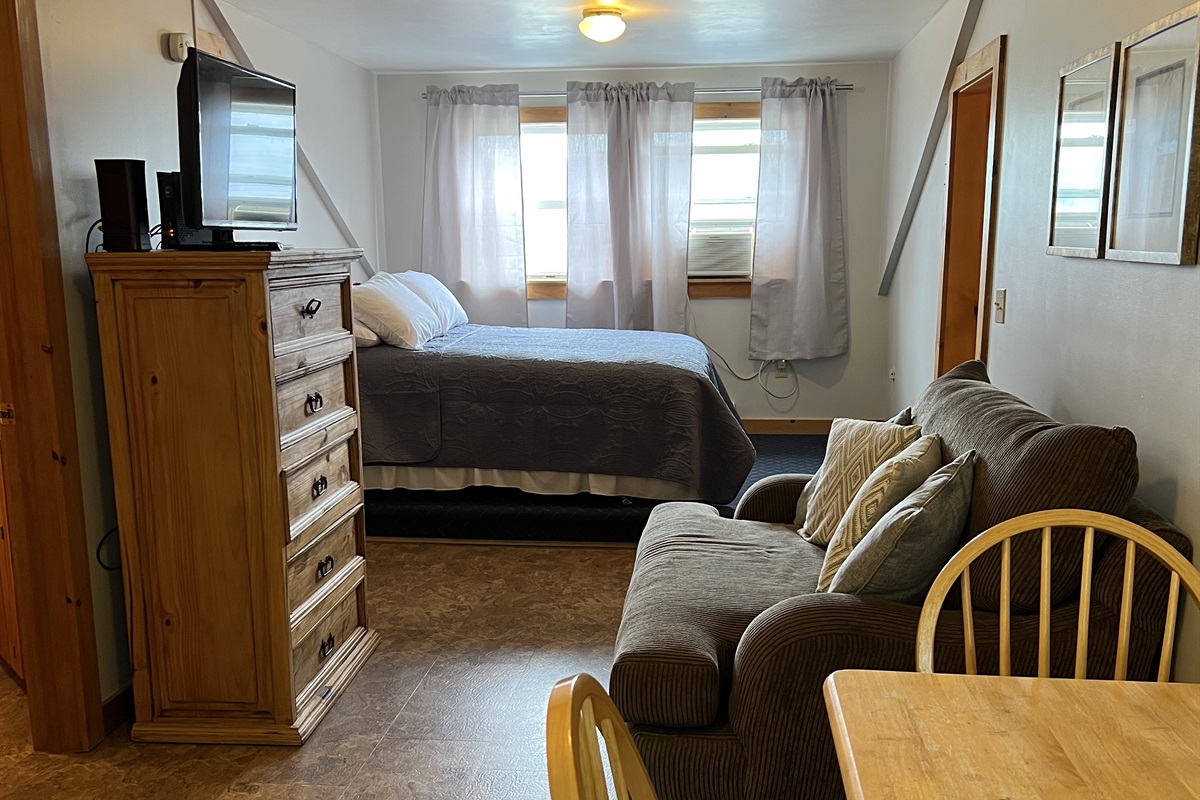 Sunnyside Apt 3 Cooperstown Stay