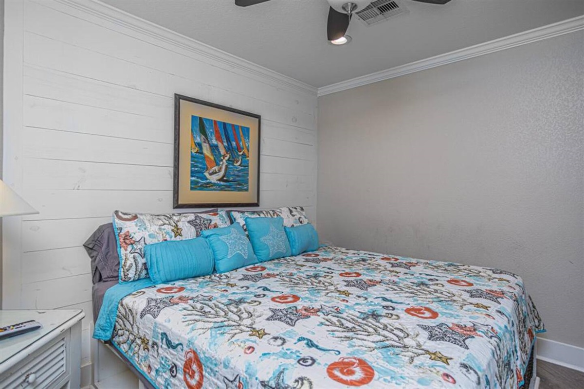 A Walk on the Beach 242 Team Mamo Realty, Inc.