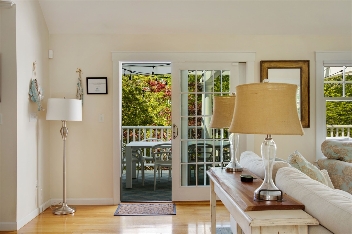 Luxurious Home By The Beach coastal home in the heart of Kpt