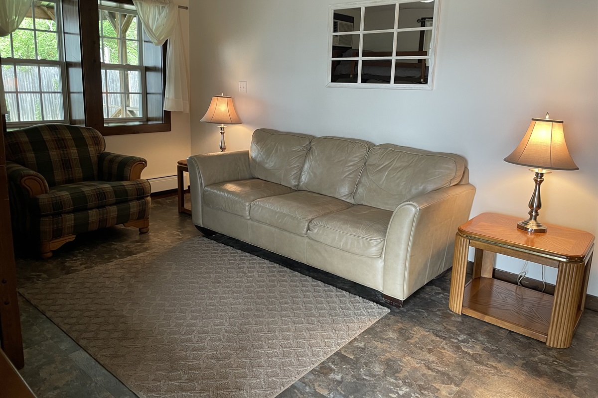 Sunnyside Apt 1 Cooperstown Stay