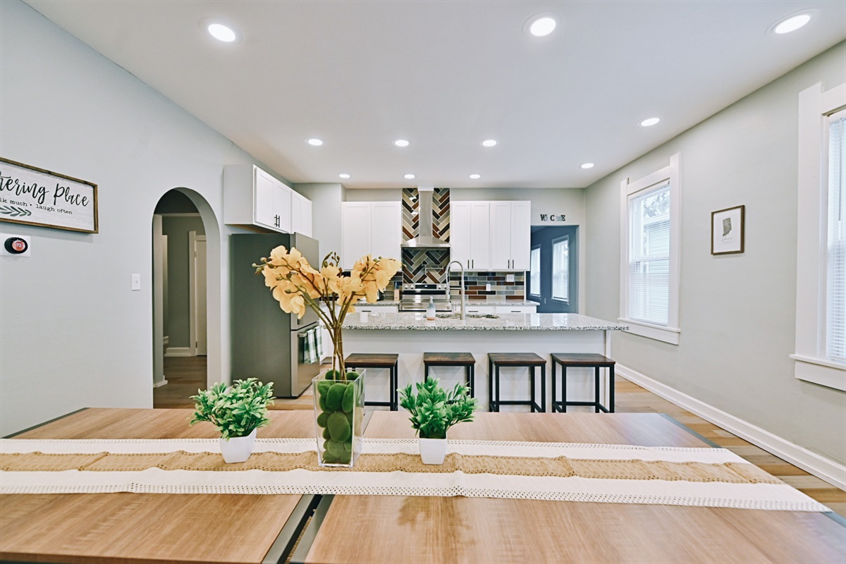 Luxury Home Minutes from Downtown Indy! Playpark Vacation