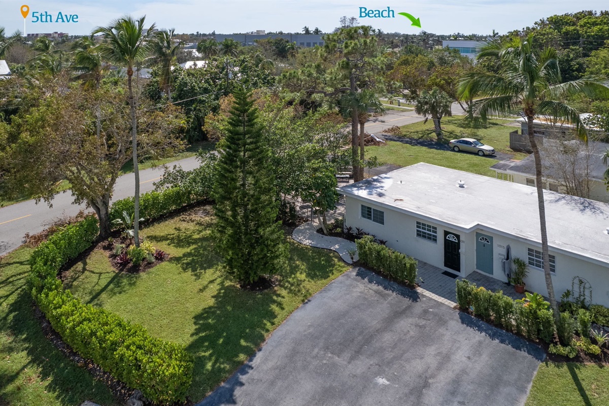 Lovely 2Bdr w/Patio, Lake Park! Naples Florida Rentals