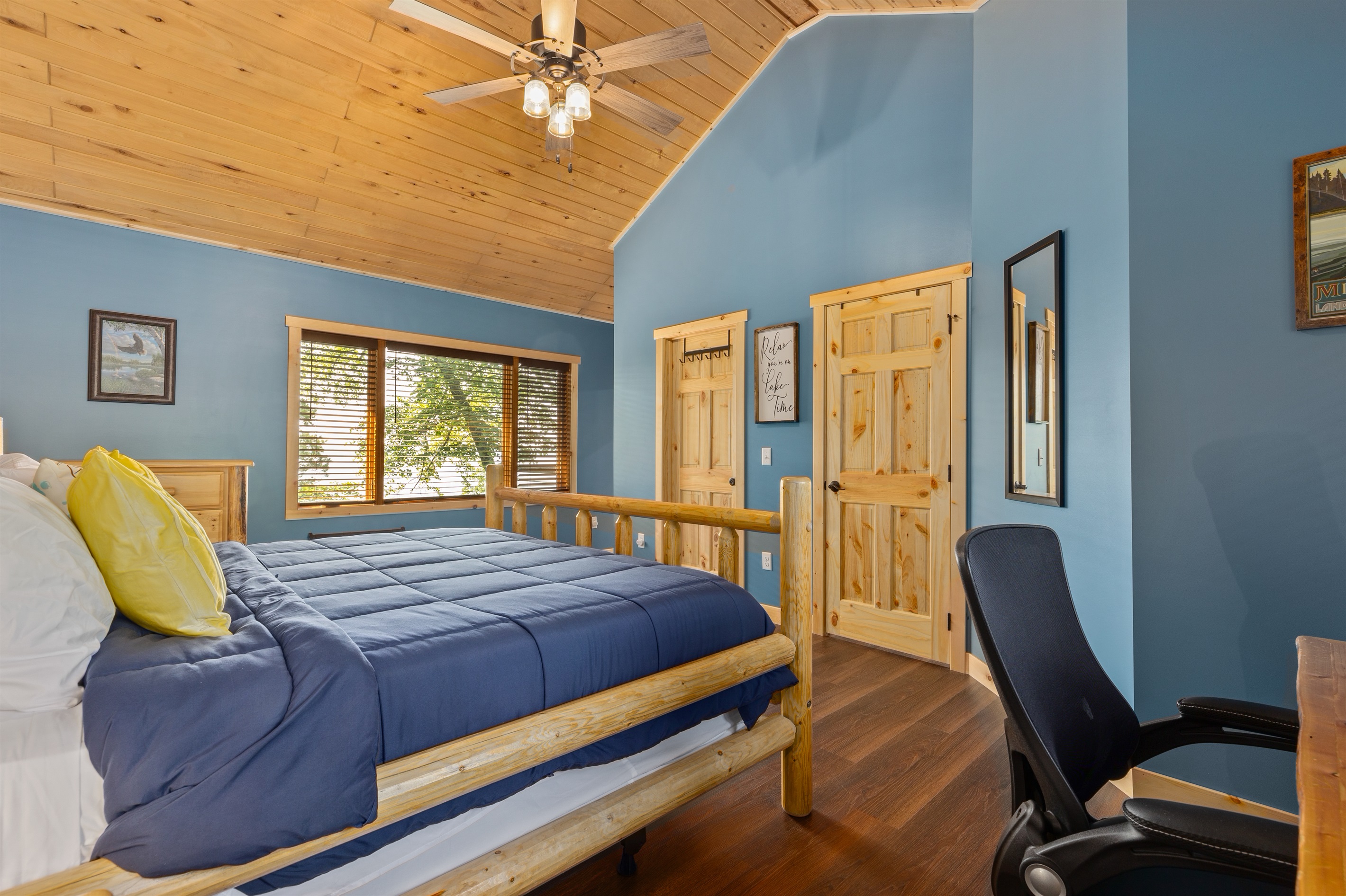 Eagleview Cabin on Gull Lake