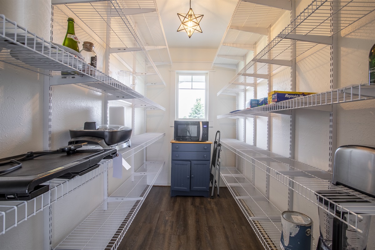 Sperry Den Explore Montana Rentals