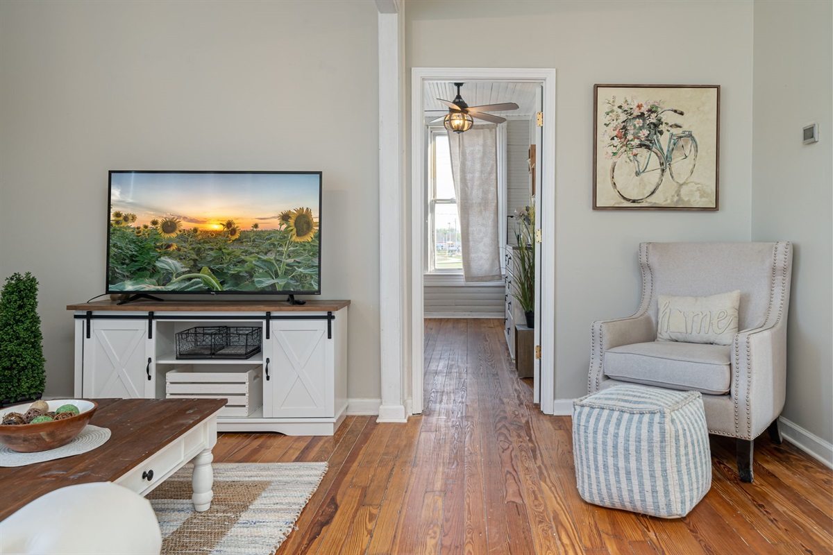 TheFarmHouse 3b/2b Marthasville Wineries&KatyTrail City 'Scapes