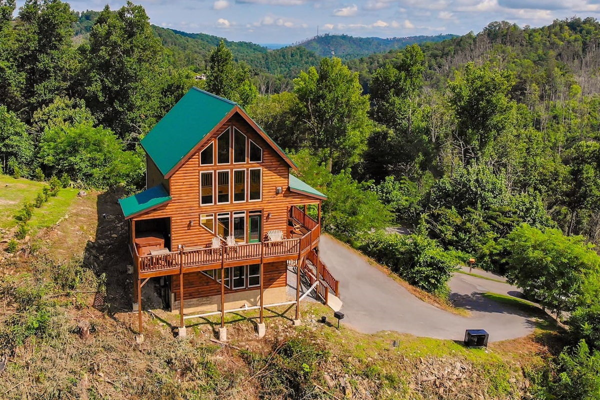 Cozy Cub Cabin Relaxed Retreats