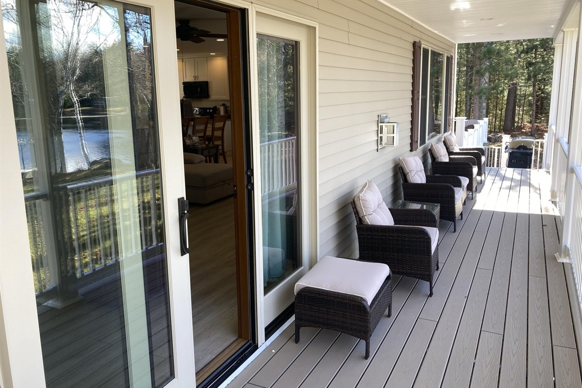 BEAVER COVE HOUSE嶺MOOSEHEAD LAKE, ME PINE TREE STAYS